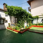 Authentic Design 2Bdr Apartment In Old Town